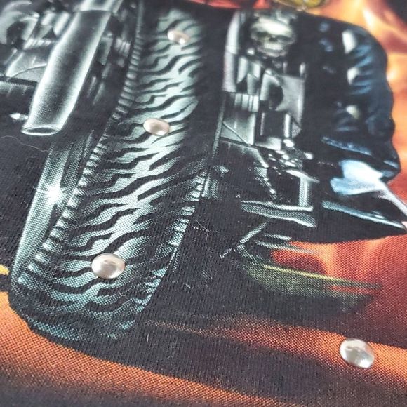 SURVIVORS Biker Skeleton on‎ Motorcycle Studded Tie Dye Graphic Tee T-Shirt - Picture 3 of 10